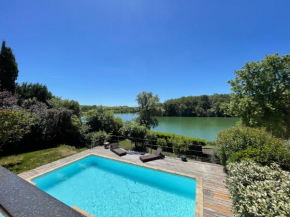 Maison au lac de la Thésauque